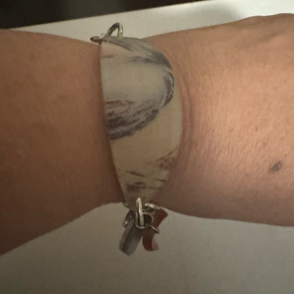 Color by Amber bracelet - Picture 3 of 4